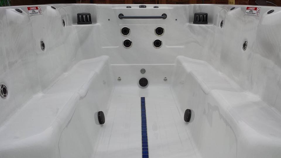 Плавательный спа-бассейн с противотоком Vita Spa Swim Spa VM 6