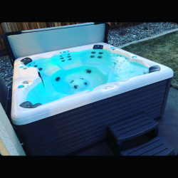Гидромассажный бассейн Vita Spa Luxe